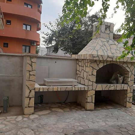 Apartmani Lucia Biograd Biograd Na Moru Zewnętrze zdjęcie