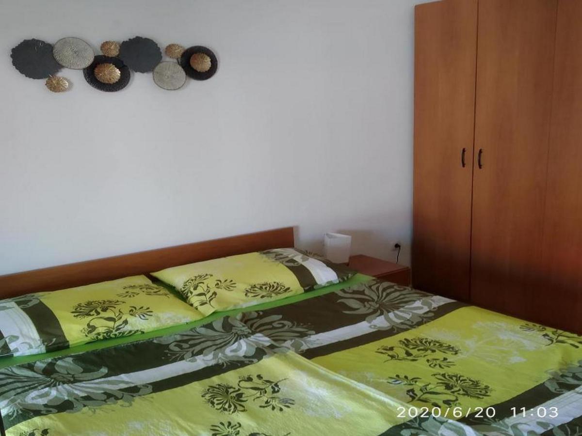 Apartmani Lucia Biograd Biograd Na Moru Zewnętrze zdjęcie