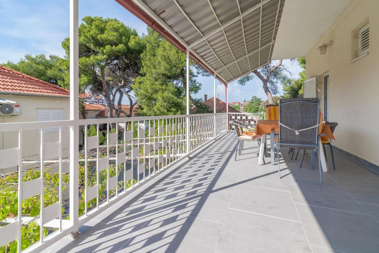 Apartmani Lucia Biograd Biograd Na Moru Zewnętrze zdjęcie
