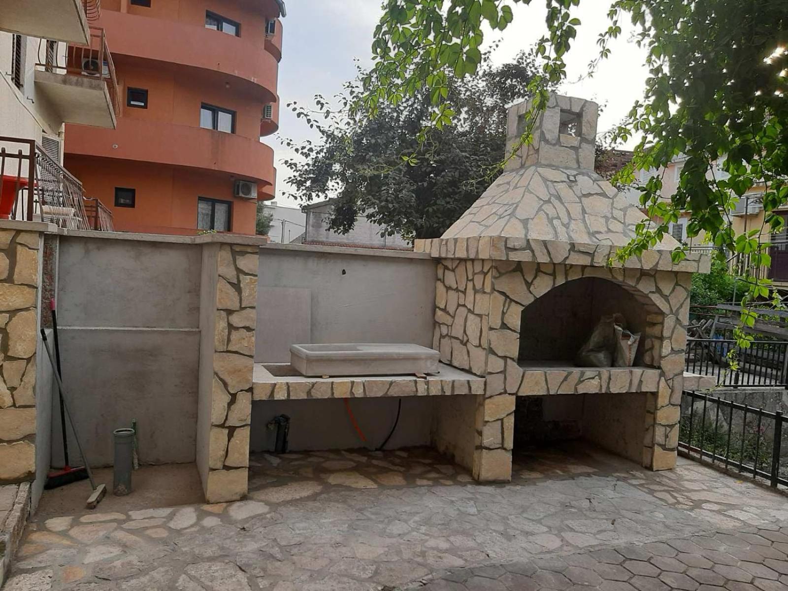 Apartmani Lucia Biograd Biograd Na Moru Zewnętrze zdjęcie